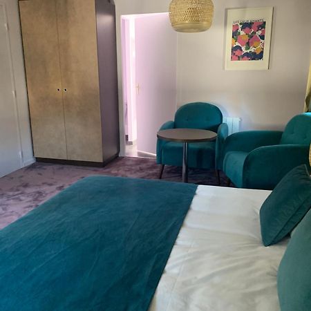 L'Hostellerie D'Acquigny Екстериор снимка