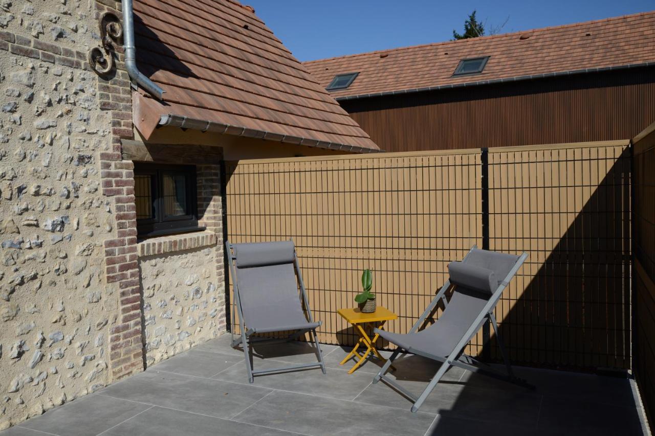 L'Hostellerie D'Acquigny Екстериор снимка
