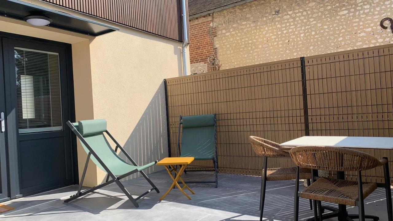L'Hostellerie D'Acquigny Екстериор снимка
