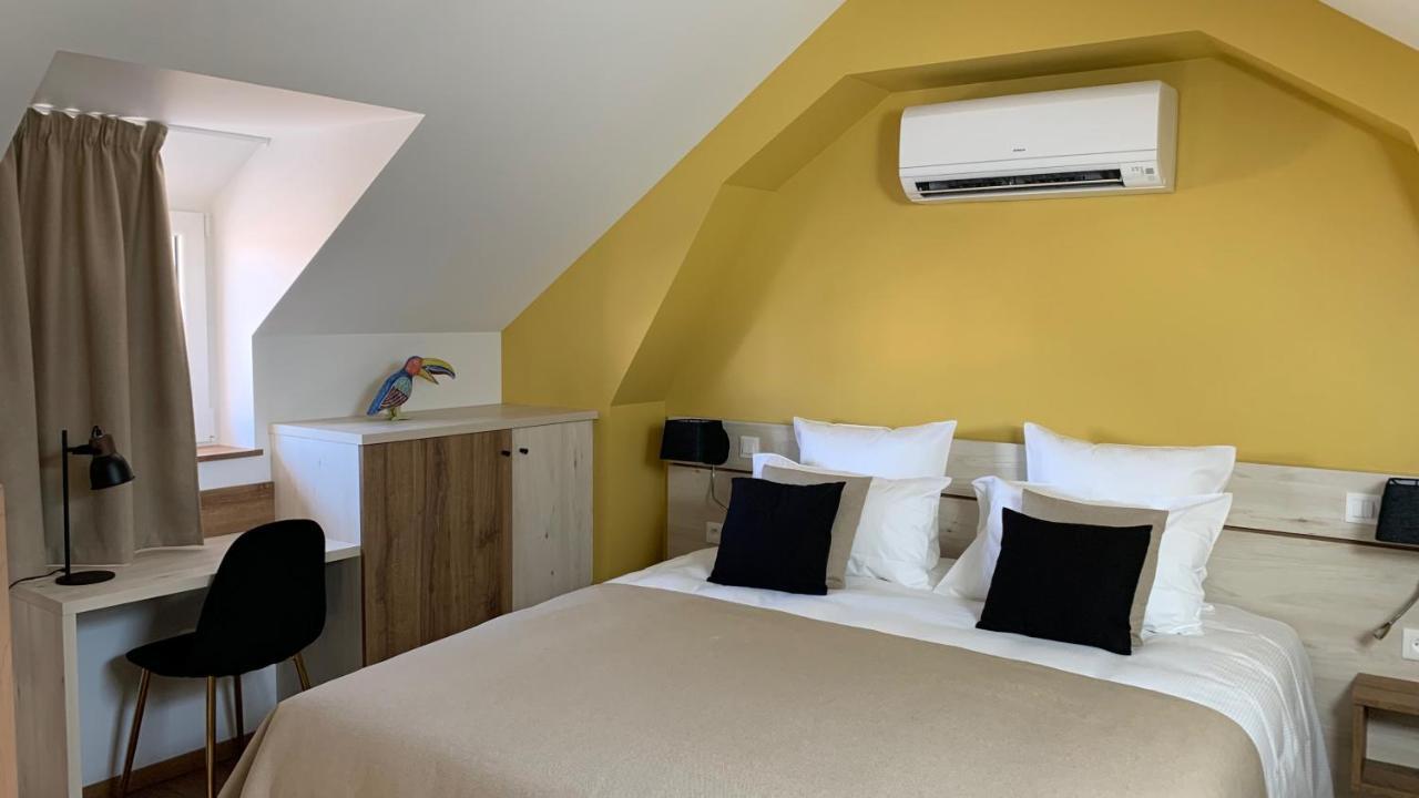 L'Hostellerie D'Acquigny Екстериор снимка