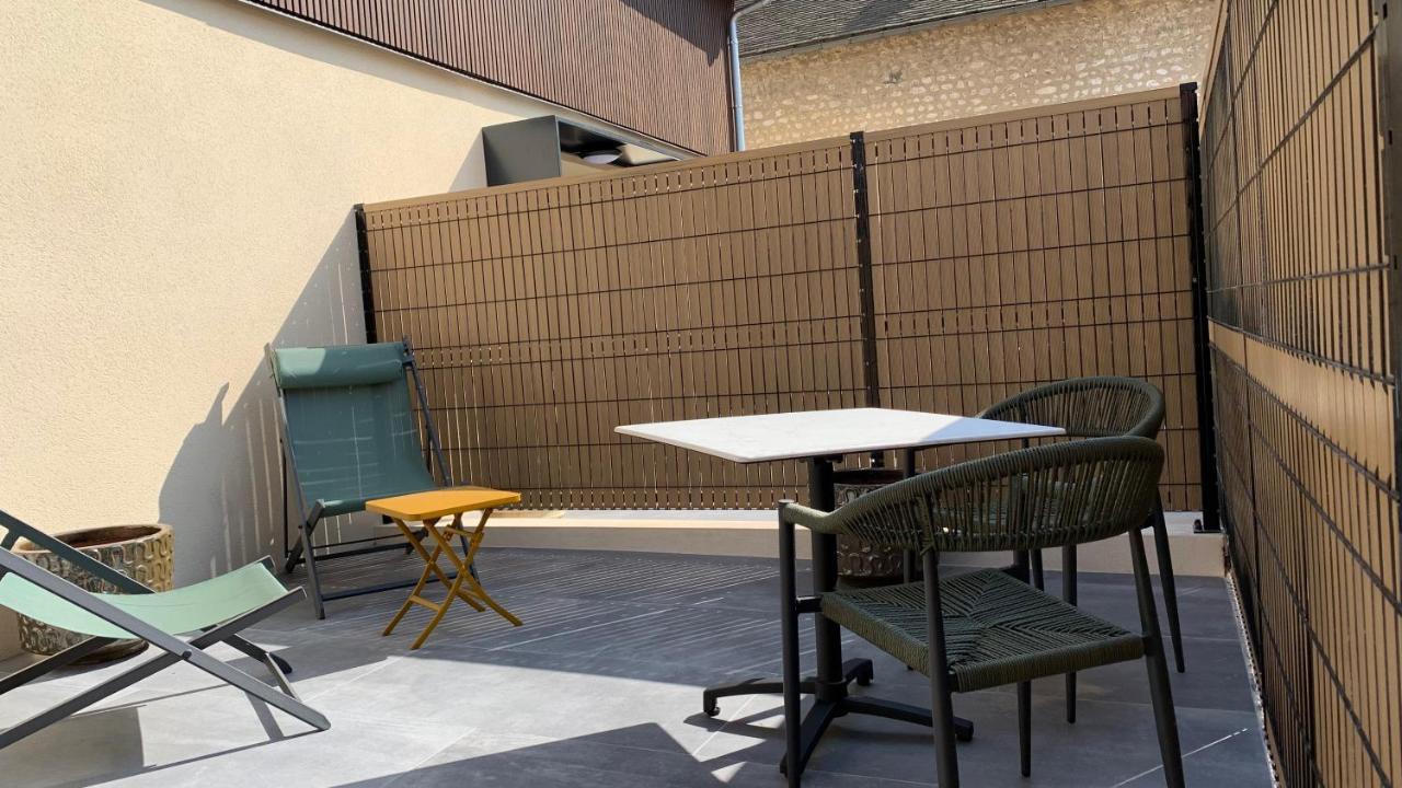 L'Hostellerie D'Acquigny Екстериор снимка