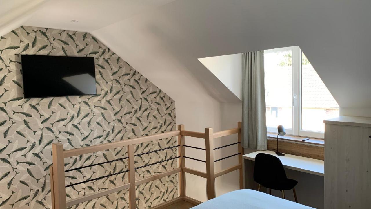 L'Hostellerie D'Acquigny Екстериор снимка