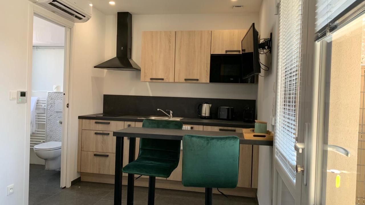 L'Hostellerie D'Acquigny Екстериор снимка