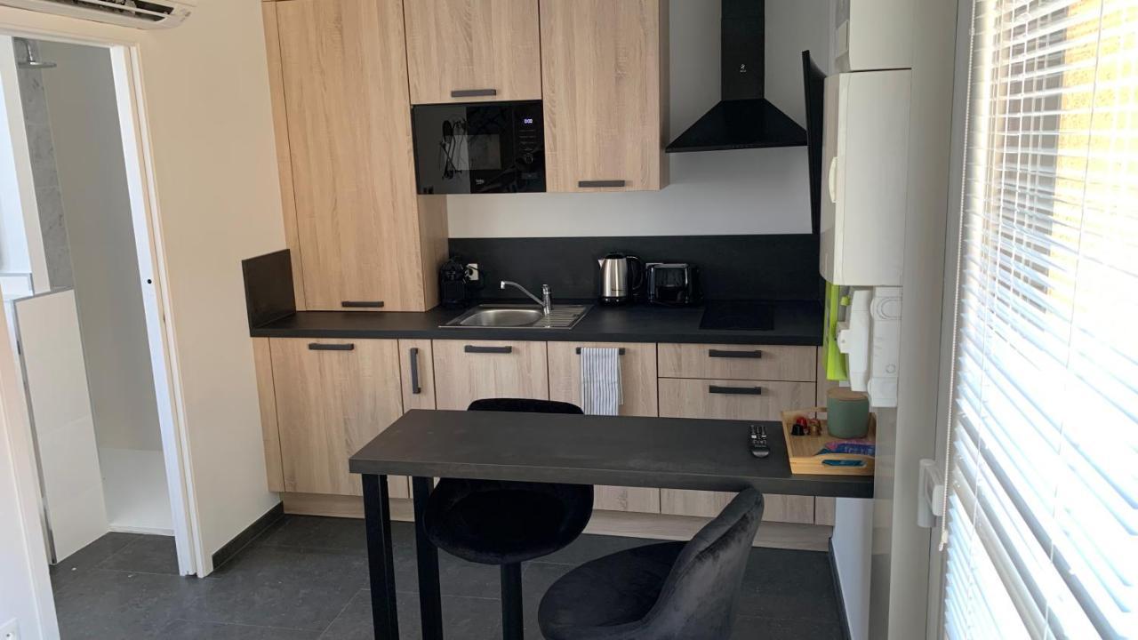 L'Hostellerie D'Acquigny Екстериор снимка