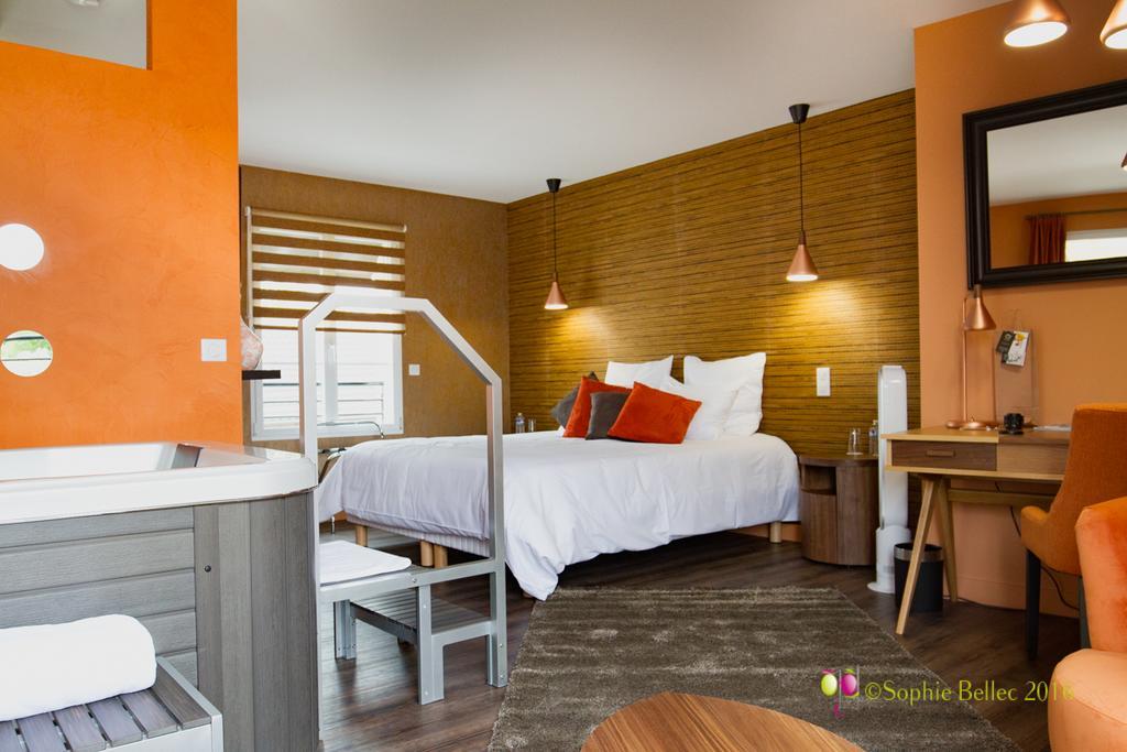 L'Hostellerie D'Acquigny Екстериор снимка